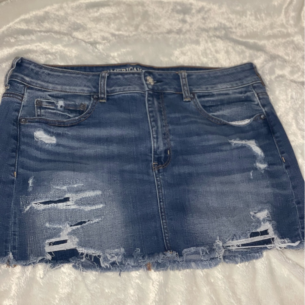 American Eagle mini skirt. Super stretch